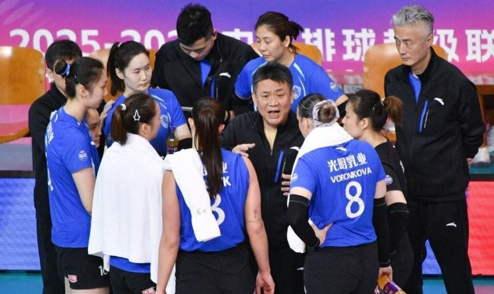 壹号娱乐官网-上海女排3-0击败江苏女排,时隔25年再夺女排超级联赛冠军